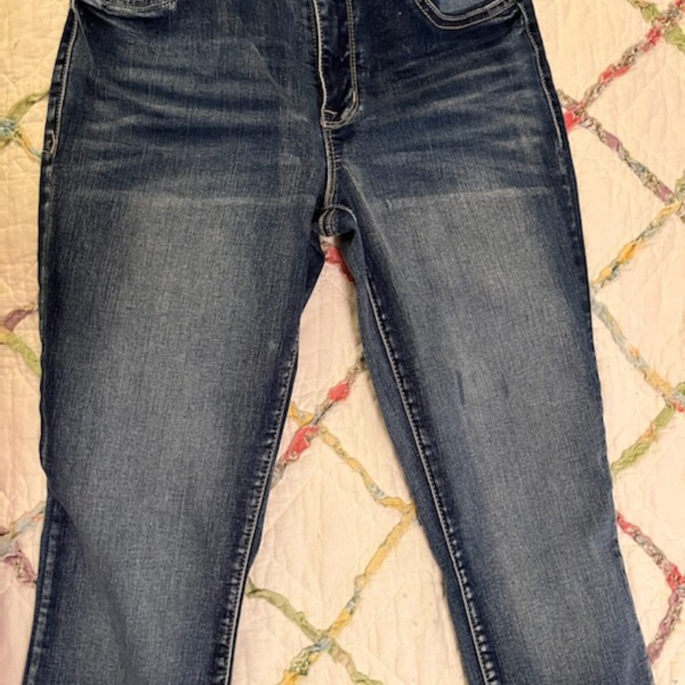 Maurices high-rise, Like new